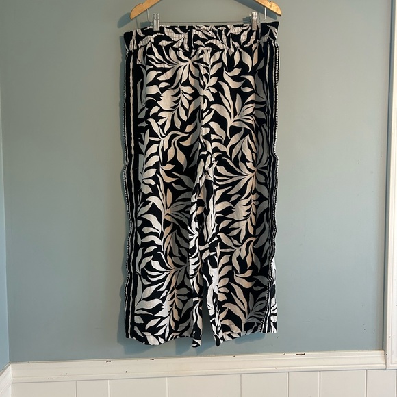 Style & Co. Black and White Linen blend Leaf Print Midi Skirt - Picture 1 of 8